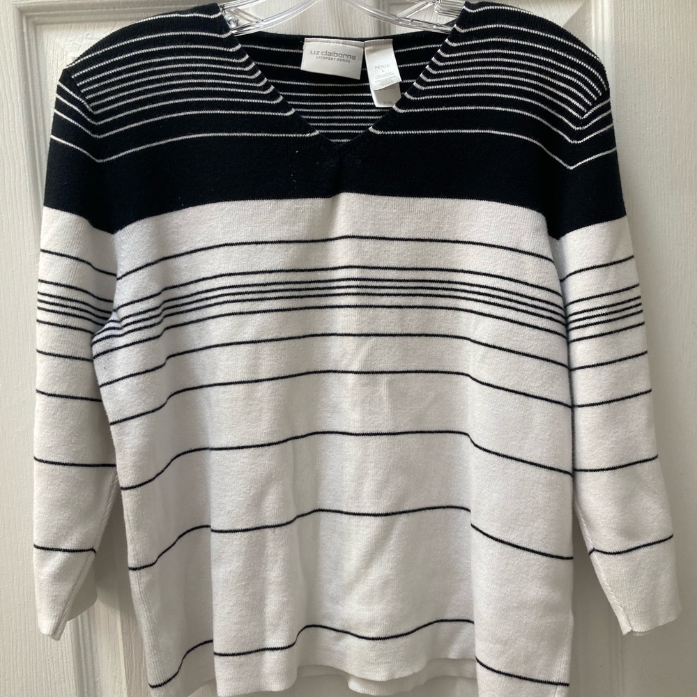 L Liz Claiborne Black & White Striped Sweater
